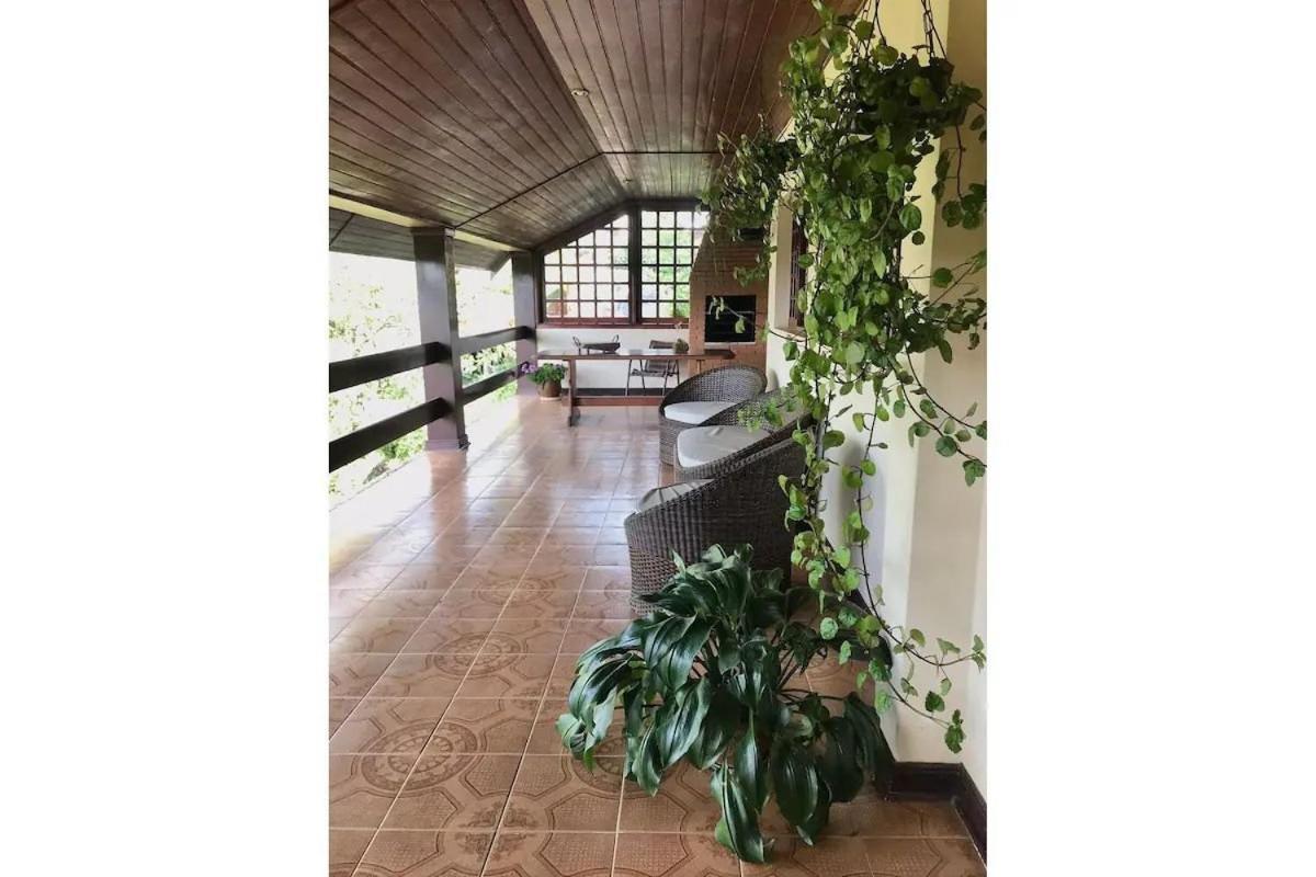 Вилла Casa Nas Montanhas Com Ofuro Кампус-ду-Жордау Экстерьер фото